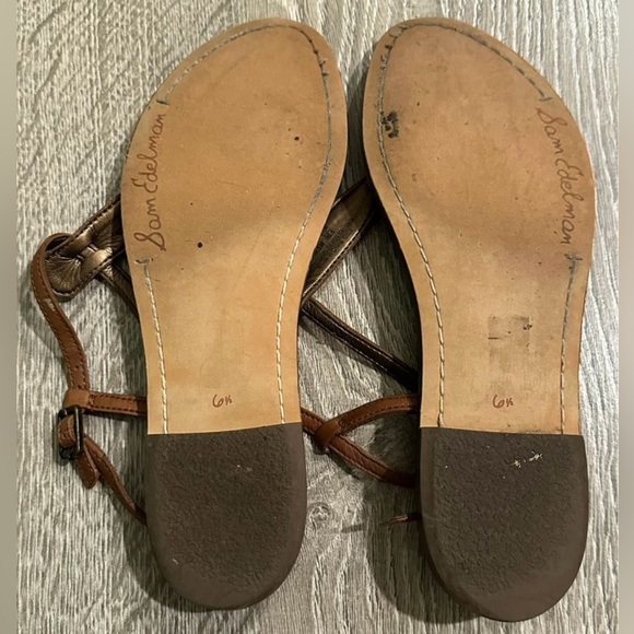 Sam Edelman Thong Sandals - Picture 2 of 3